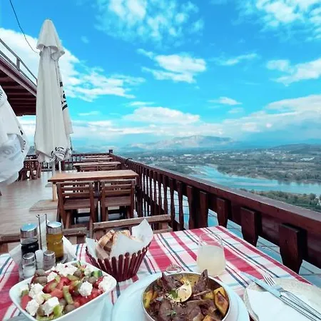 Wooden House 3* Canaj