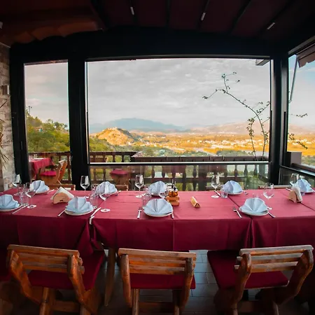 Hotel Wooden House 3*