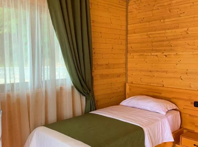 Wooden House 3* Canaj