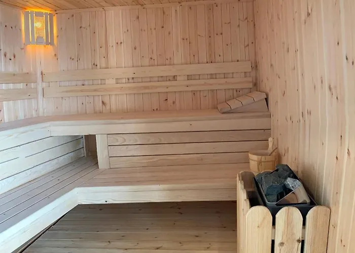 Wooden House 酒店