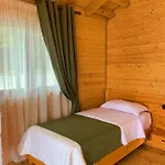 Wooden House 3* Canaj