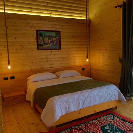Wooden House 3* Shkoder