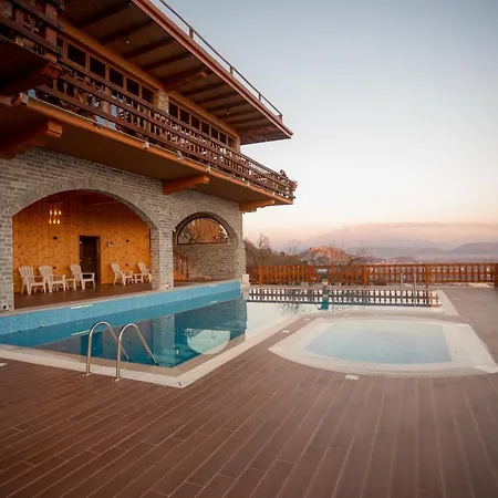 Wooden House 3* Canaj