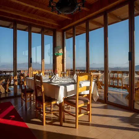 Otel Wooden House