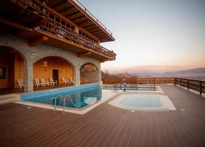 Wooden House 3* Canaj